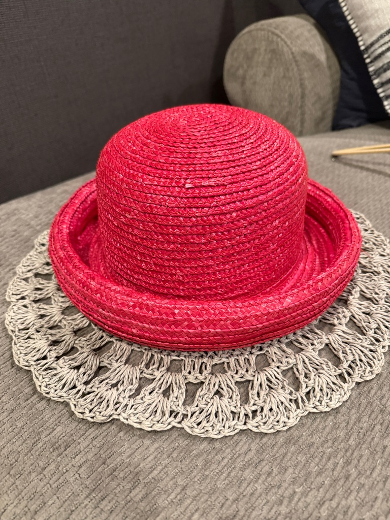 Red Straw Roll-Brim Hat - Unbranded Women's Summer Accessory